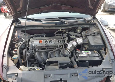 2011 Honda Accord 2.4 Lx-P z USA, uszkodzony, nr VIN 1HGCP2F47BA075615